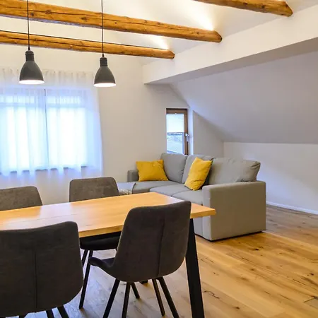 Apartamento Grannys Retreat Ziri