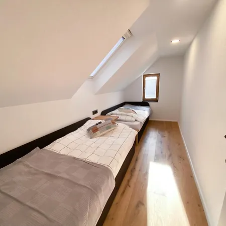 Grannys Retreat * Ziri