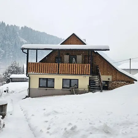 Grannys Retreat شقة