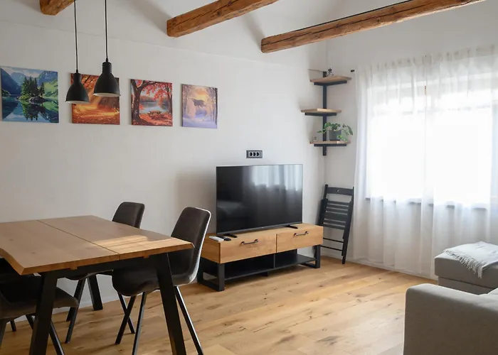 Grannys Retreat Ziri