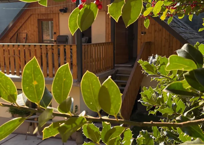 Grannys Retreat Ziri